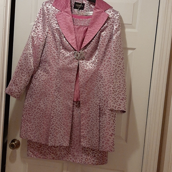 GIOVANNA - Picture 2 of 4